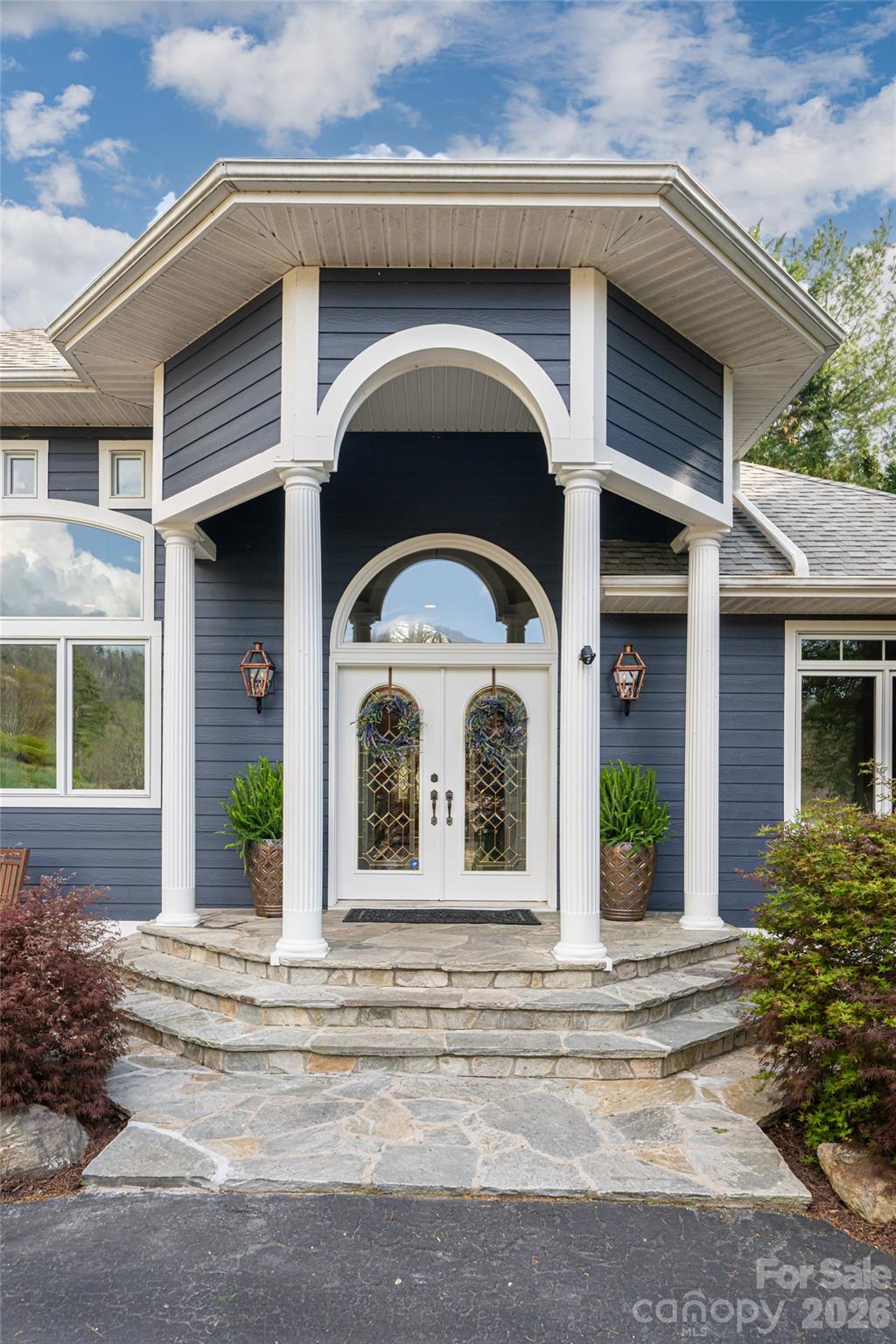 6 Oxford Court Asheville NC 28804