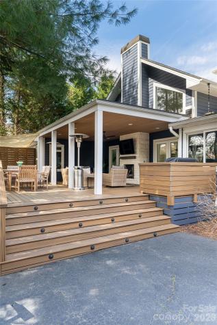 6 Oxford Court Asheville NC 28804