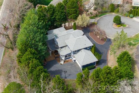 6 Oxford Court Asheville NC 28804