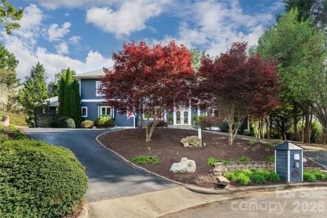 6 Oxford Court Asheville NC 28804