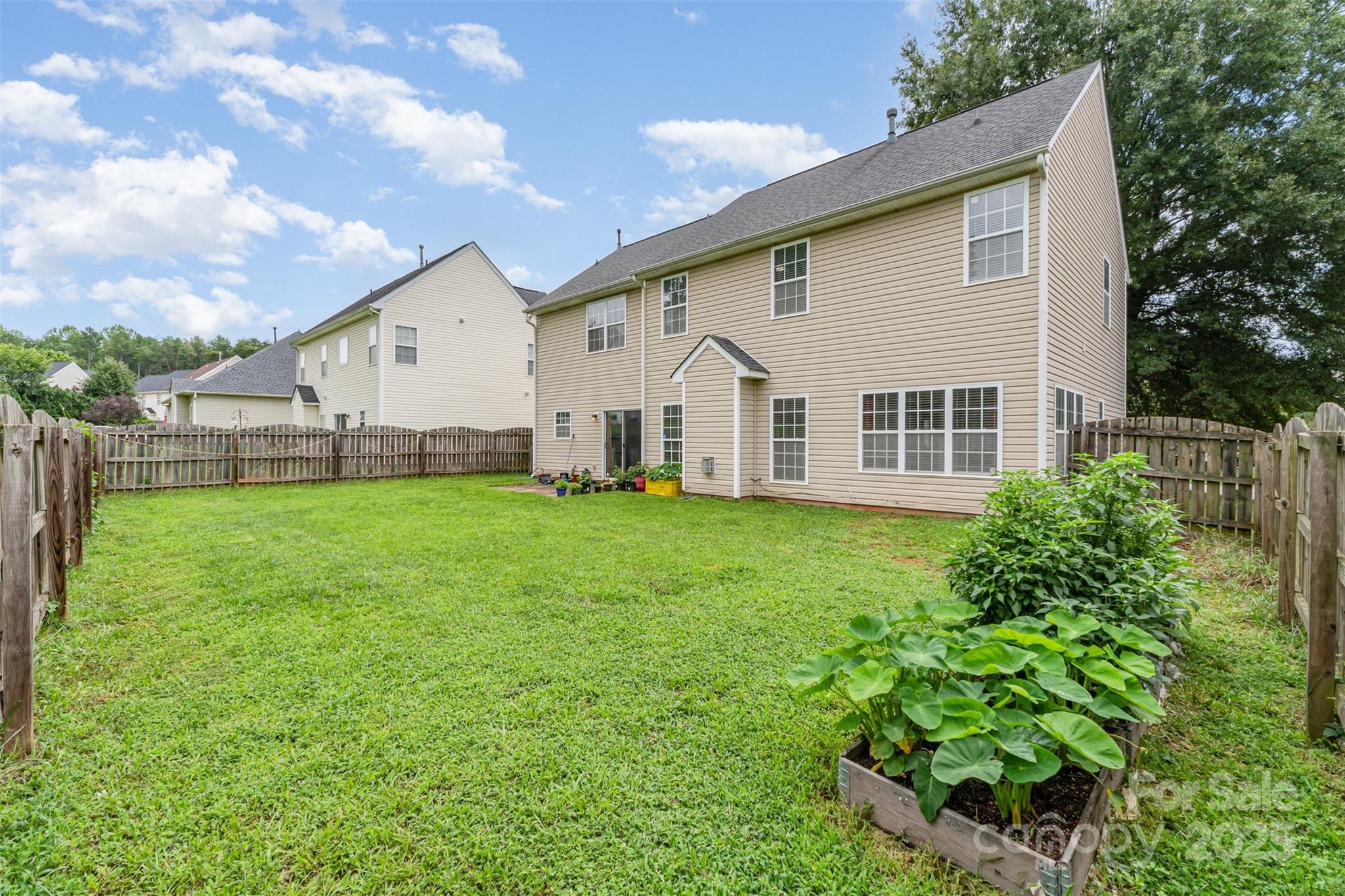 2823 Oakdale Pasture Drive Charlotte NC 28216