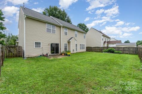 2823 Oakdale Pasture Drive Charlotte NC 28216