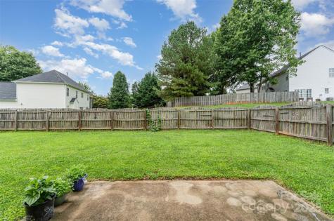 2823 Oakdale Pasture Drive Charlotte NC 28216