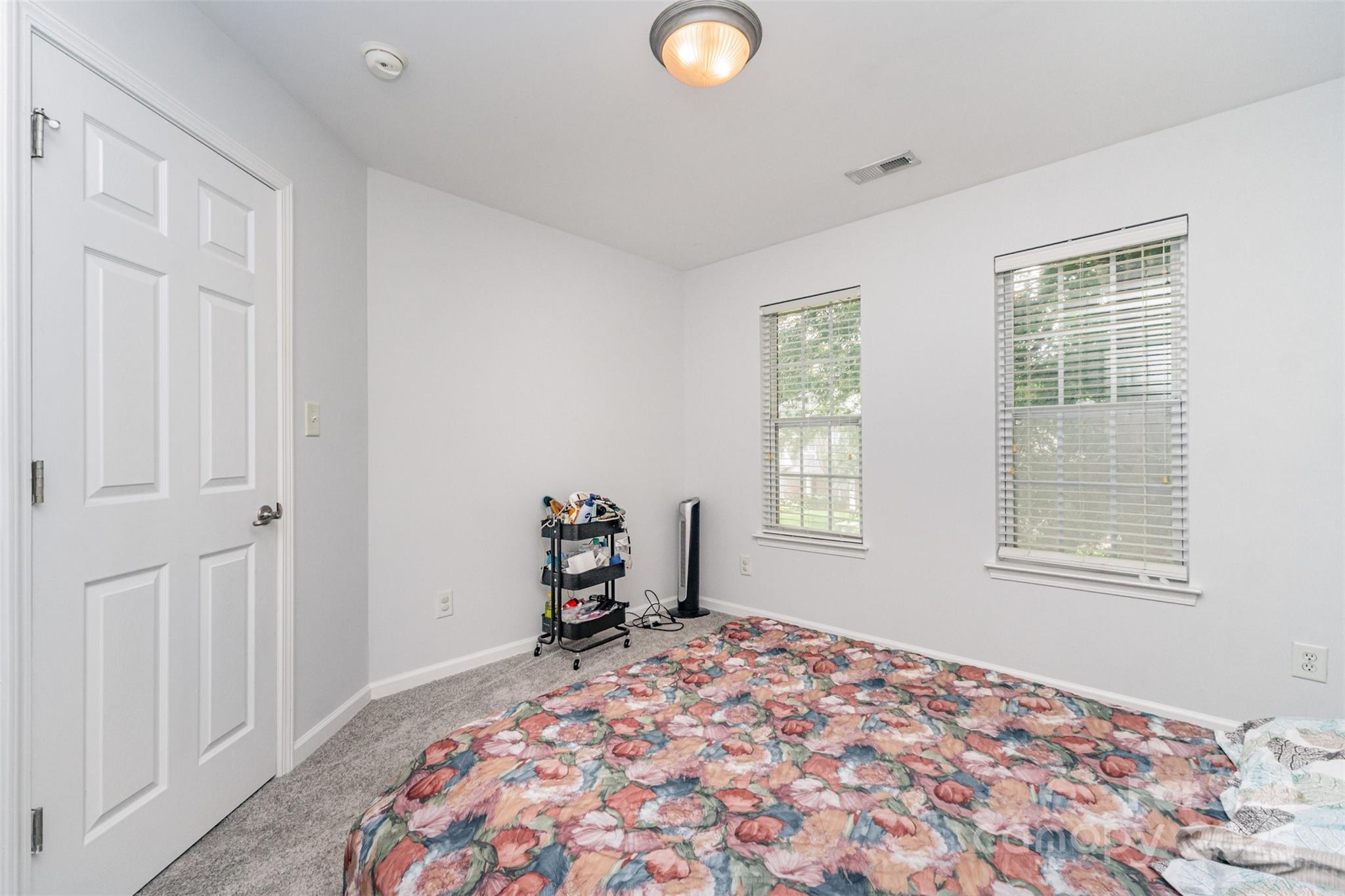 2823 Oakdale Pasture Drive Charlotte NC 28216