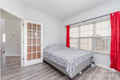 2823 Oakdale Pasture Drive Charlotte NC 28216