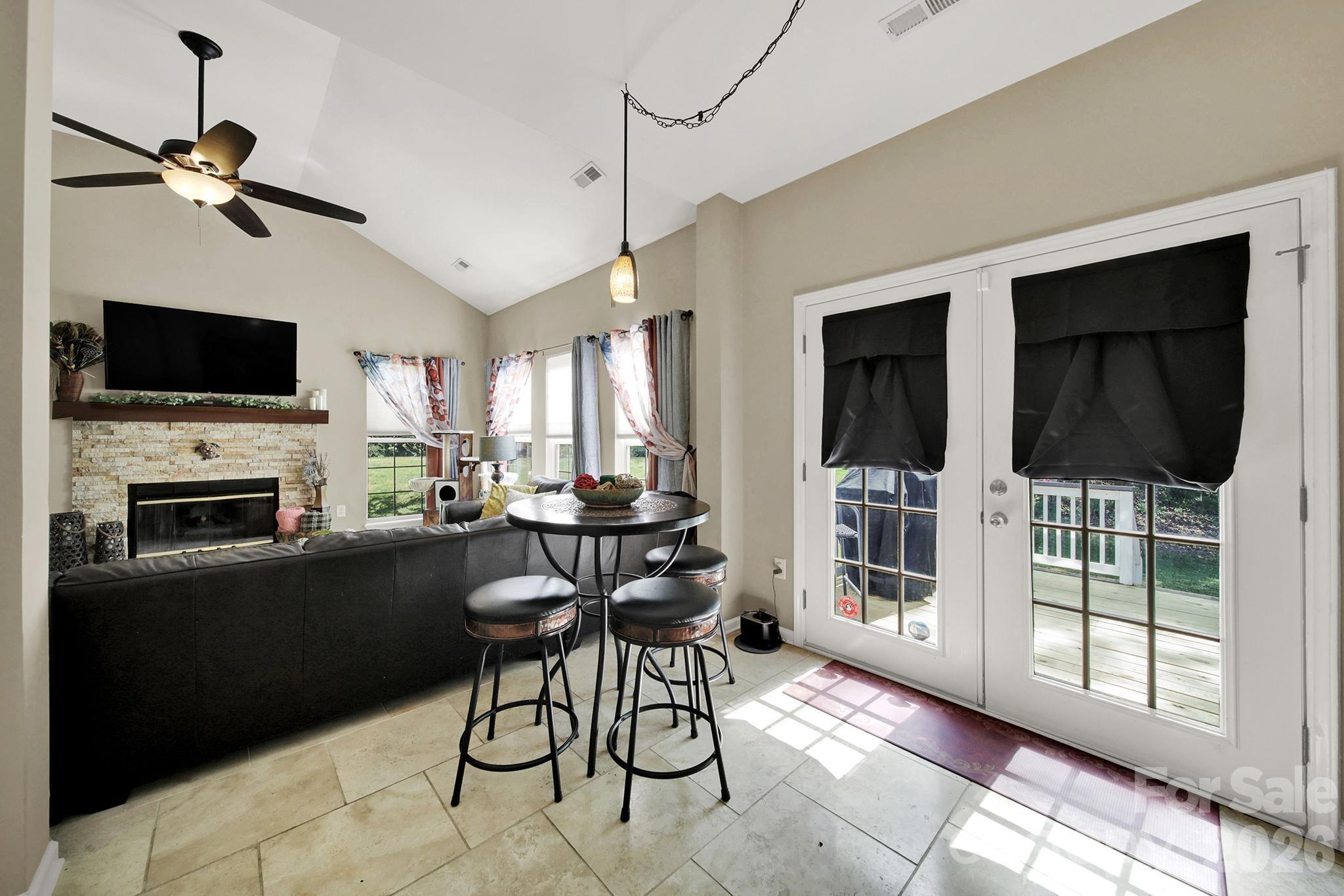 7221 Maitland Lane Charlotte NC 28215