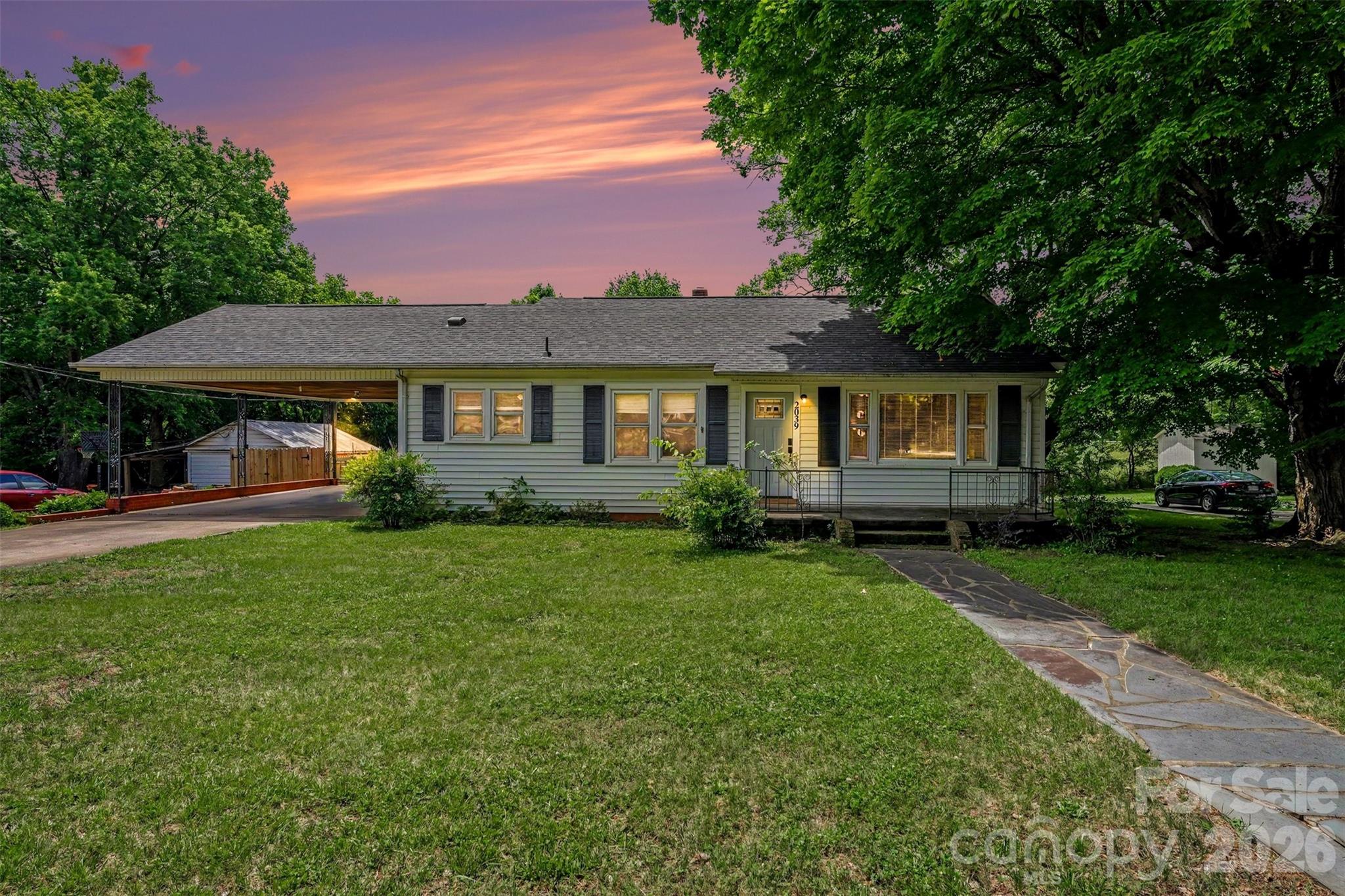 2039 Cline Street Statesville NC 28677