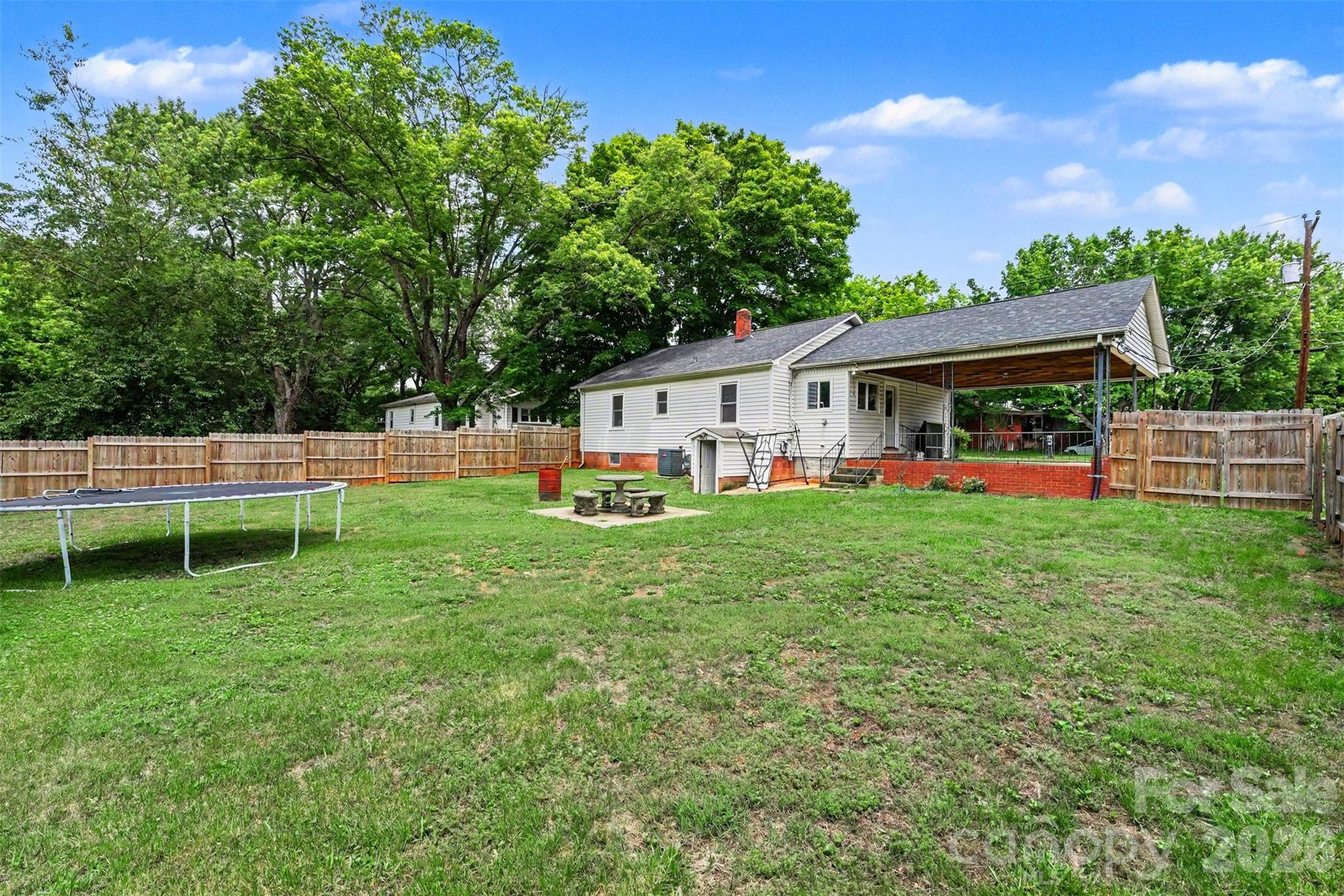 2039 Cline Street Statesville NC 28677