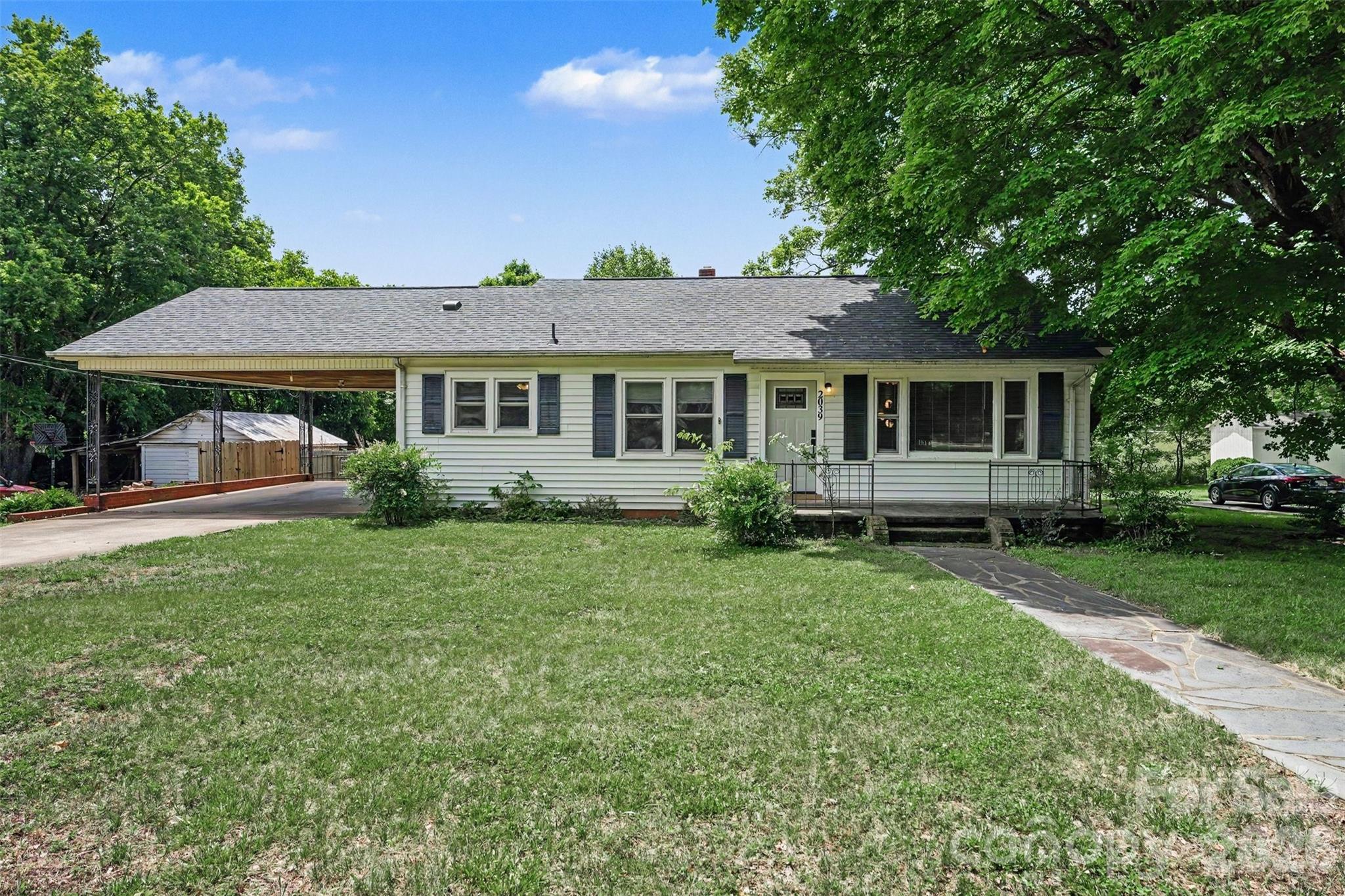 2039 Cline Street Statesville NC 28677