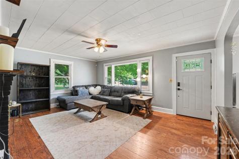 2039 Cline Street Statesville NC 28677