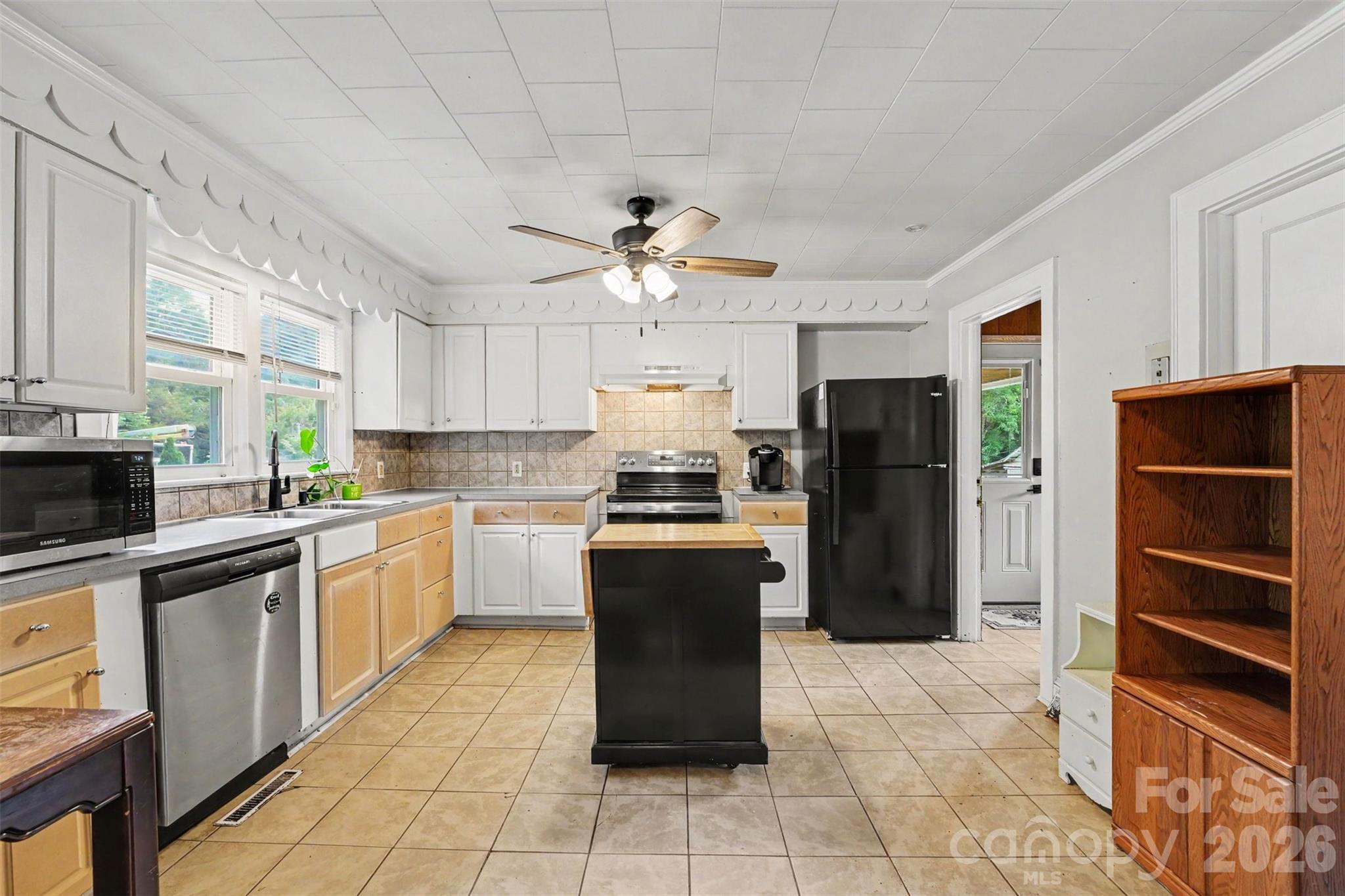 2039 Cline Street Statesville NC 28677