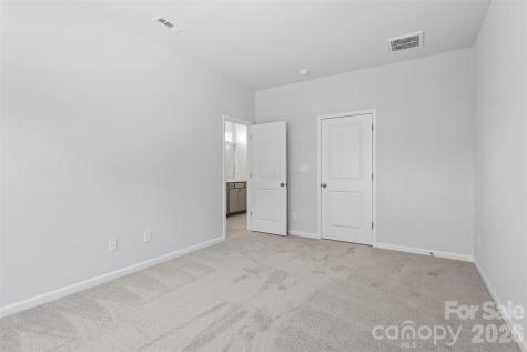 5831 Tuckaseegee Road Charlotte NC 28208