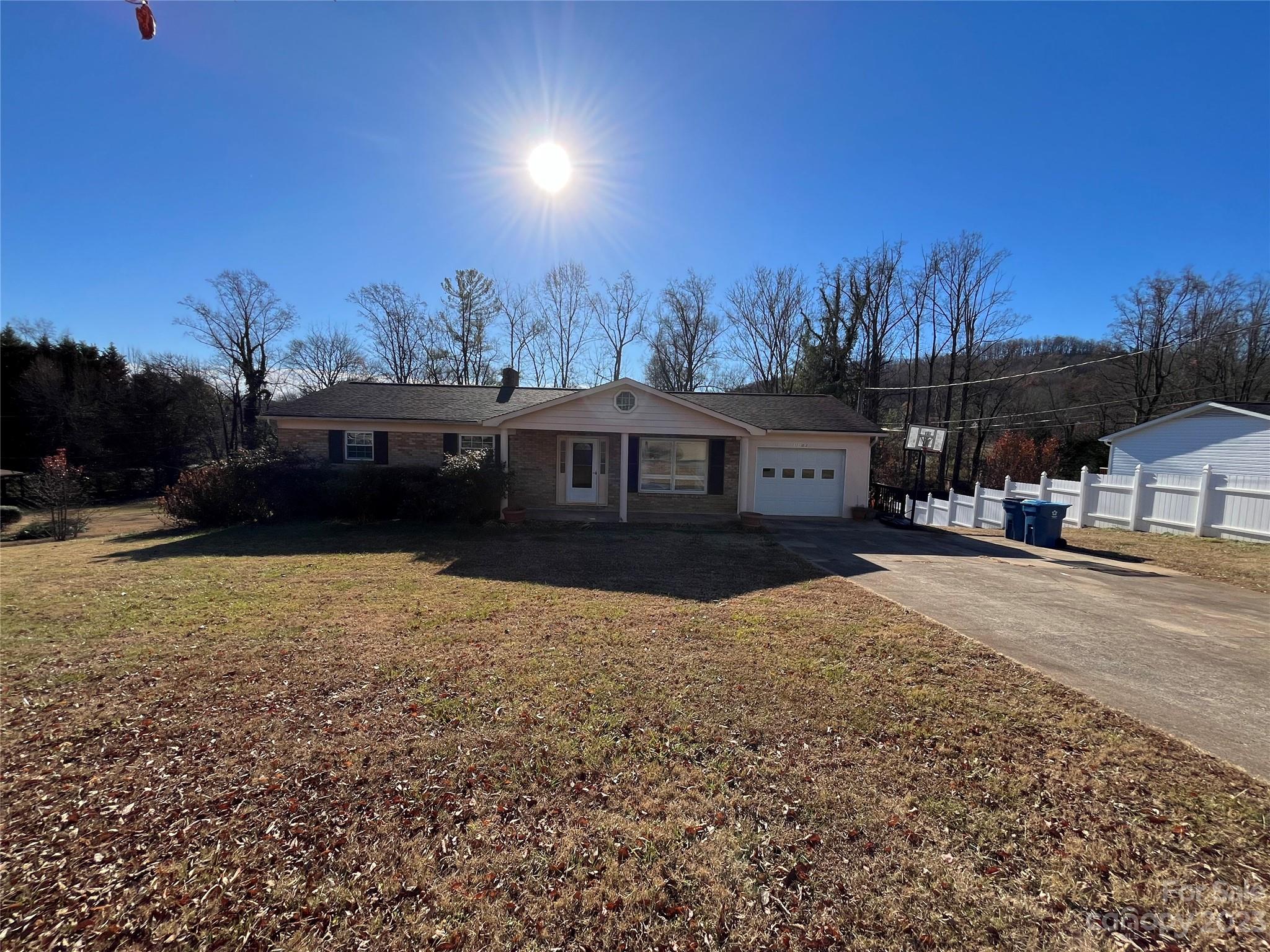1103 Floral Drive Lenoir NC 28645