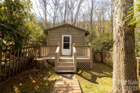 106 Cabin Creek Road Sylva NC 28779