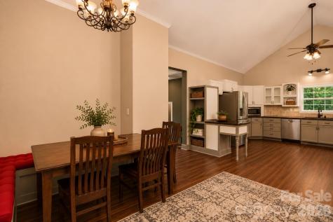 60 Hawks Pointe Lane Weaverville NC 28787