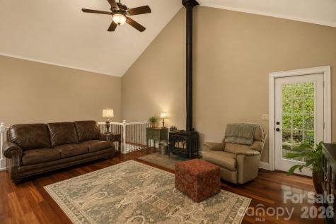 60 Hawks Pointe Lane Weaverville NC 28787