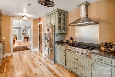 52 Shorewood Drive Asheville NC 28804