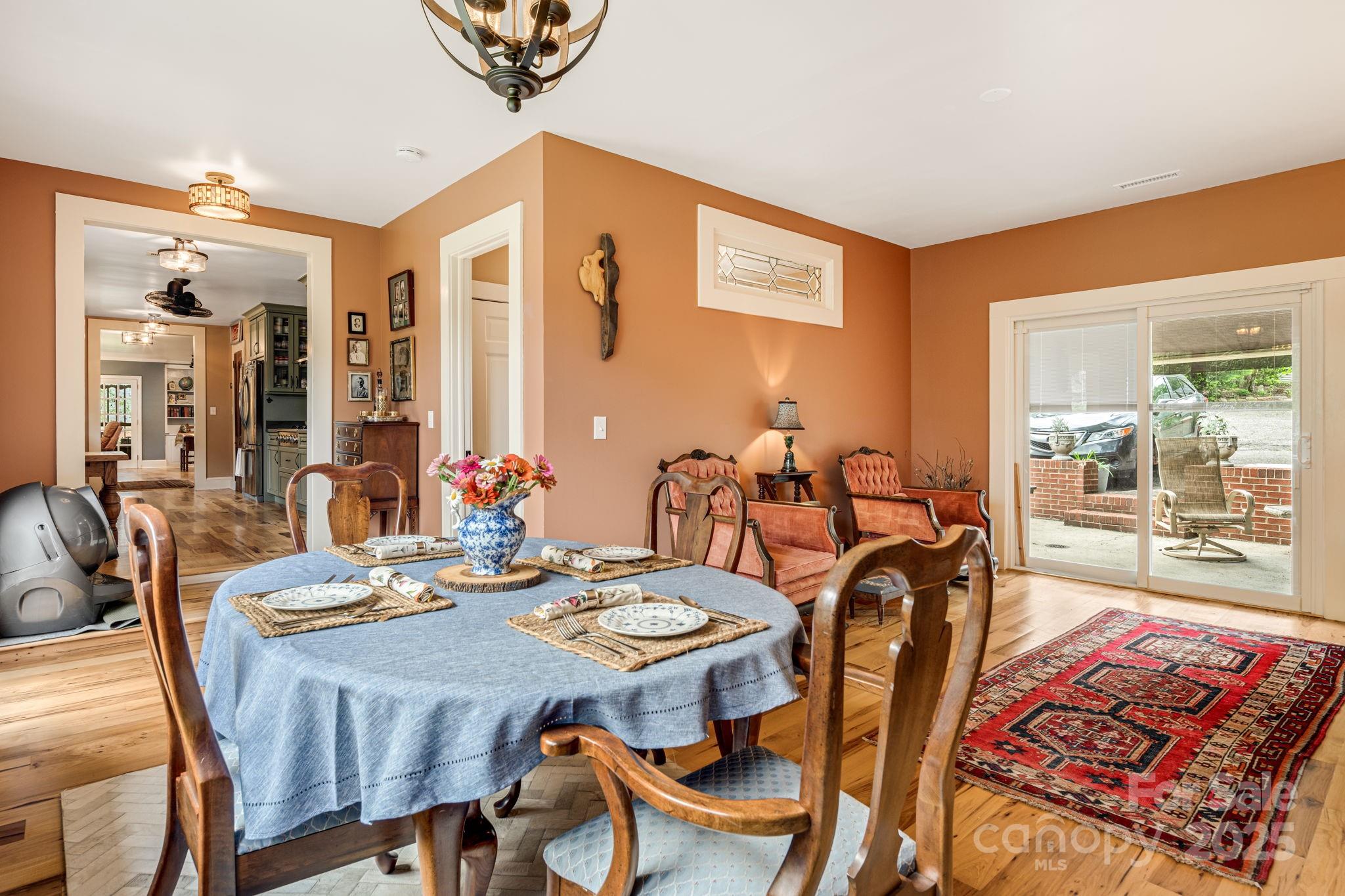 52 Shorewood Drive Asheville NC 28804