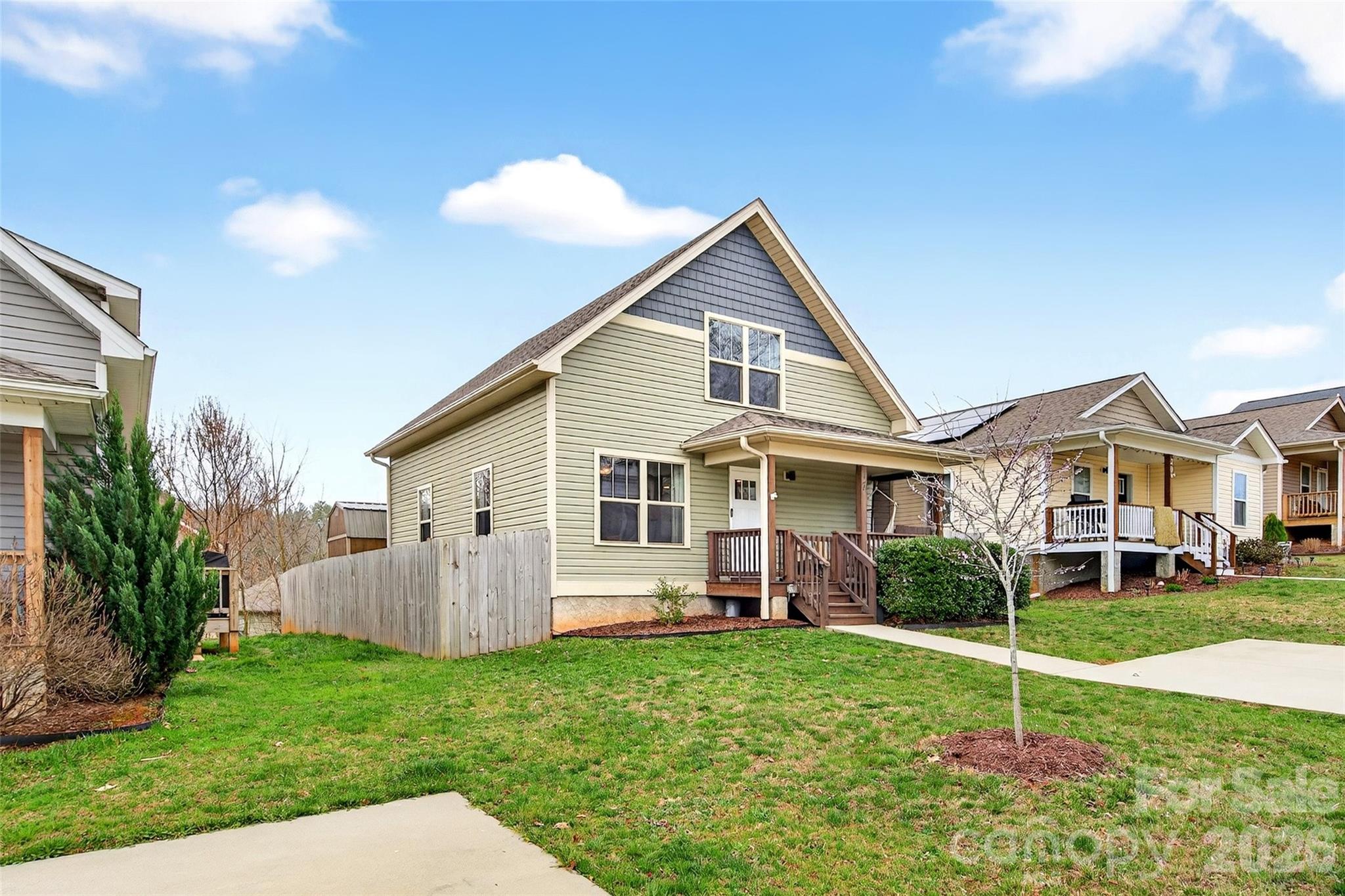 18 Yarrow Meadow Drive Weaverville NC 28787