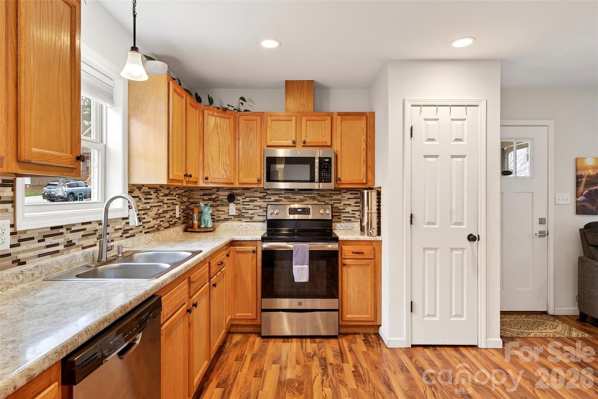 18 Yarrow Meadow Drive Weaverville NC 28787