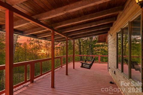 101 Oak Ridge Court Mars Hill NC 28754
