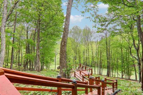 101 Oak Ridge Court Mars Hill NC 28754