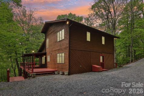101 Oak Ridge Court Mars Hill NC 28754
