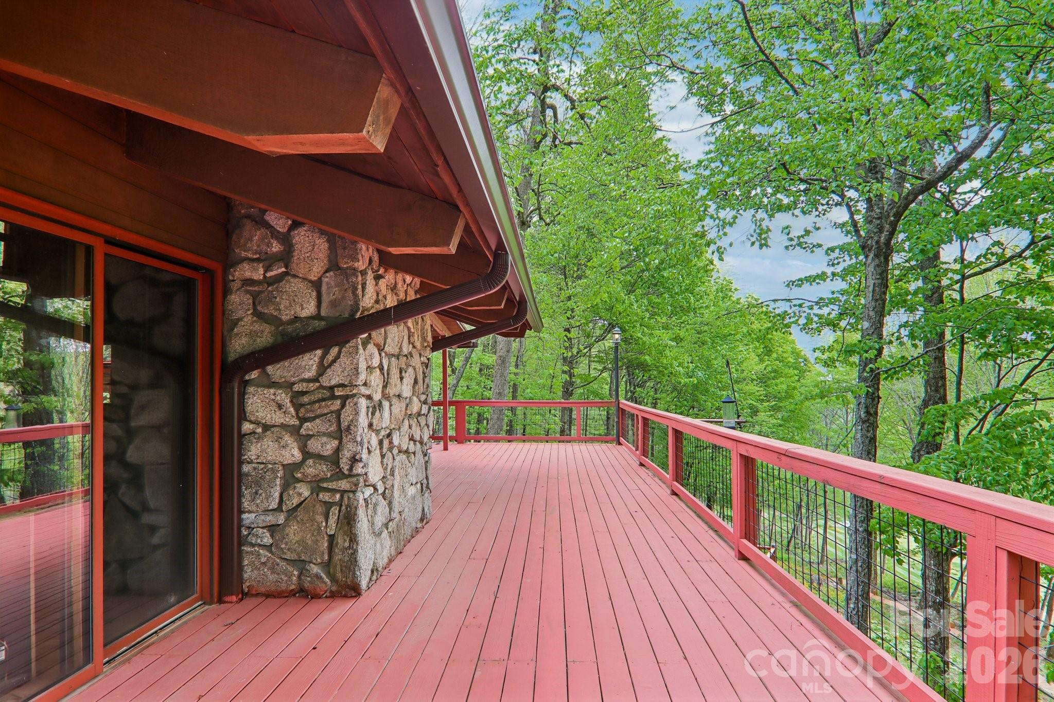 101 Oak Ridge Court Mars Hill NC 28754