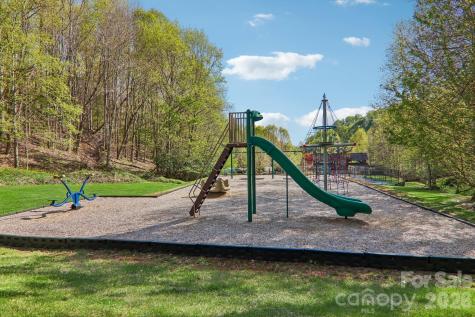 101 Oak Ridge Court Mars Hill NC 28754