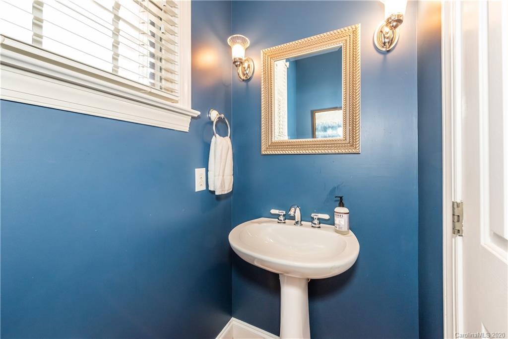 1315 Lilac Road Charlotte NC 28209