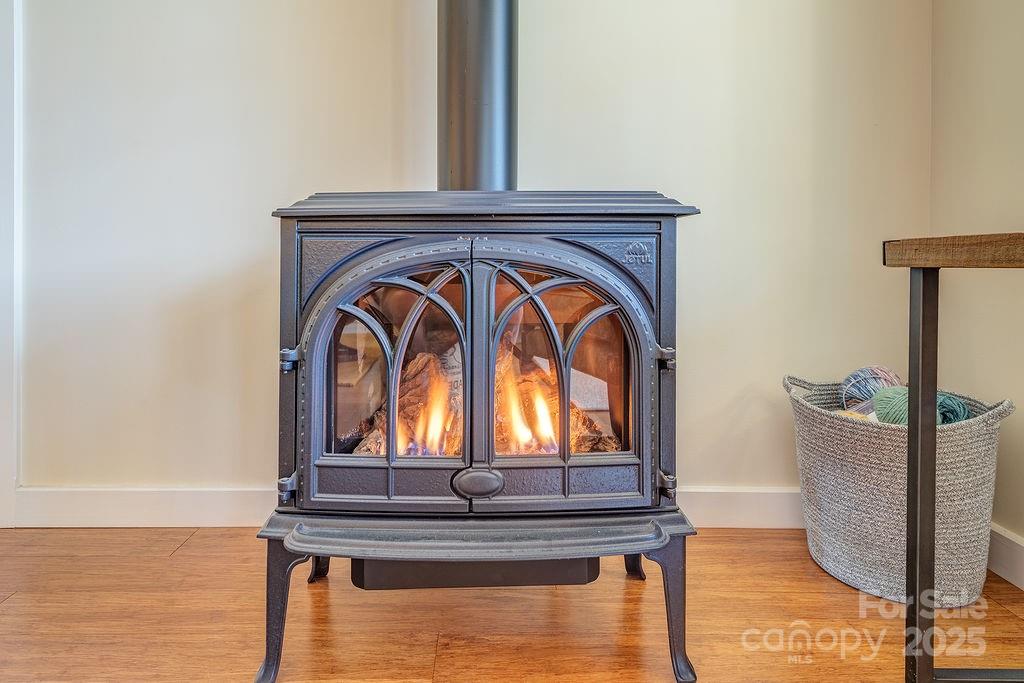 30 Salem Road Weaverville NC 28787