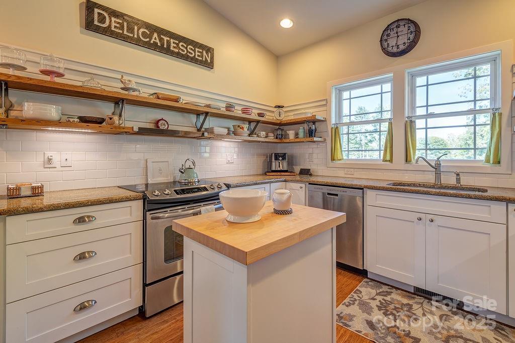 30 Salem Road Weaverville NC 28787