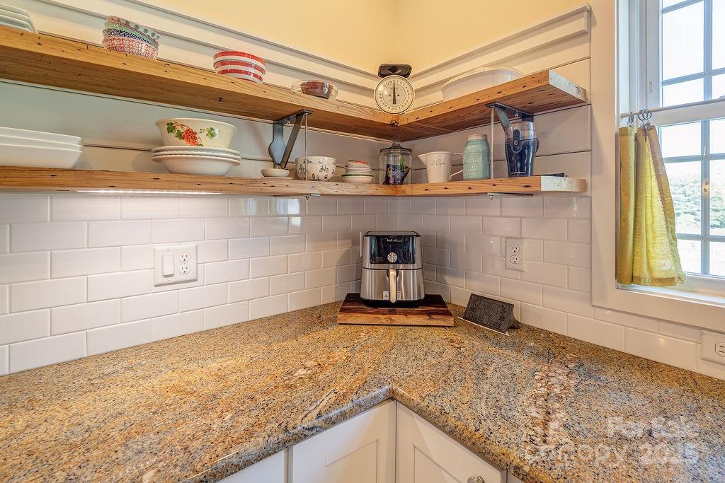 30 Salem Road Weaverville NC 28787