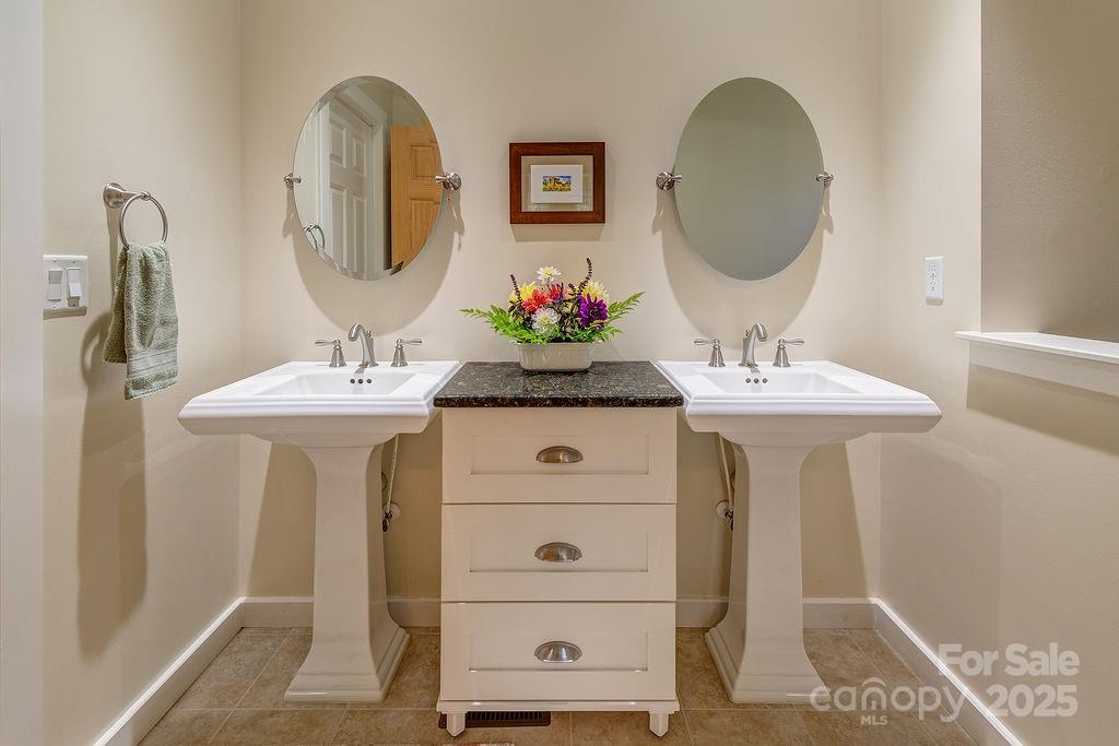 30 Salem Road Weaverville NC 28787