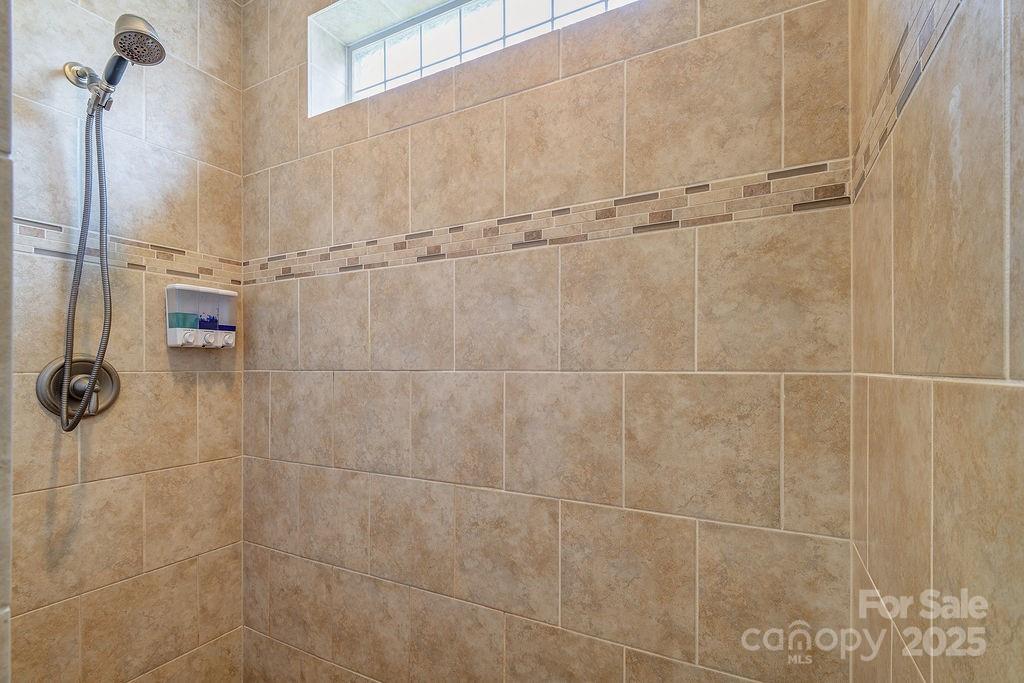 30 Salem Road Weaverville NC 28787