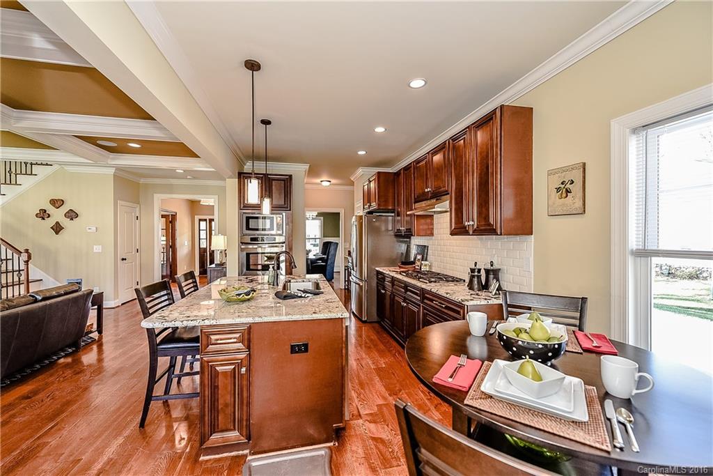 445 Melbourne Court Charlotte NC 28209