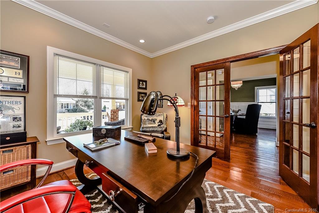 445 Melbourne Court Charlotte NC 28209