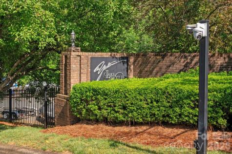 14527 Waterside Drive Charlotte NC 28278