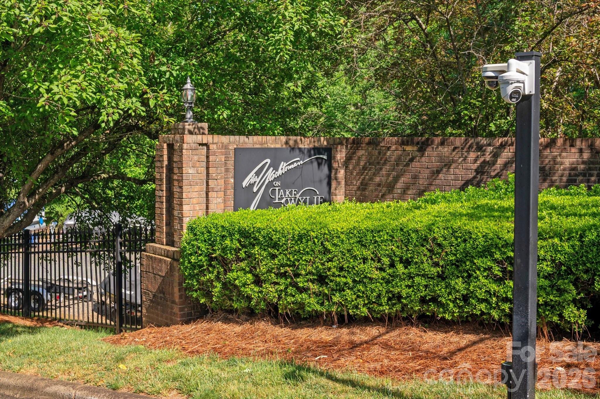 14527 Waterside Drive Charlotte NC 28278