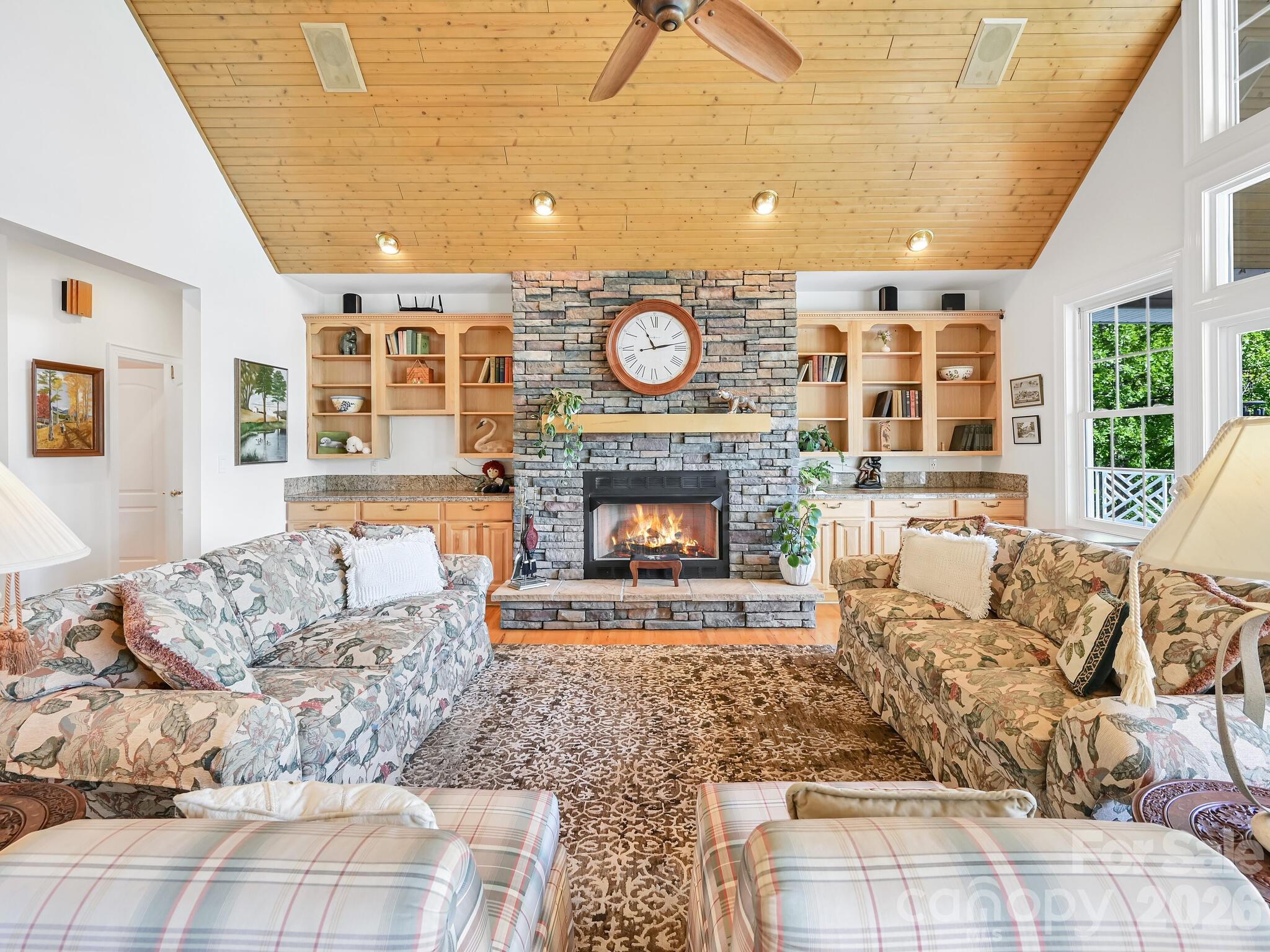 105 Spring Path Hendersonville NC 28739