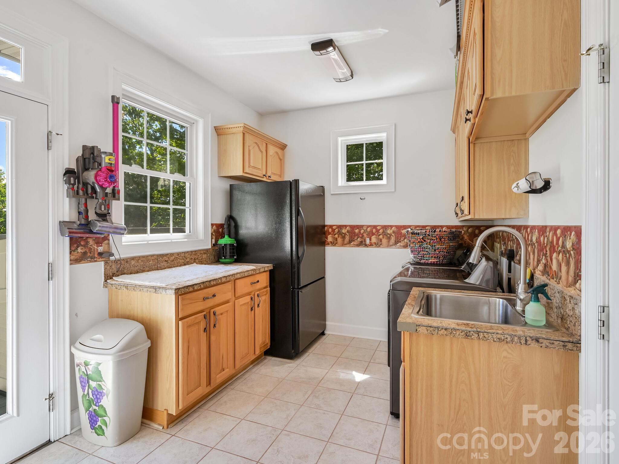 105 Spring Path Hendersonville NC 28739