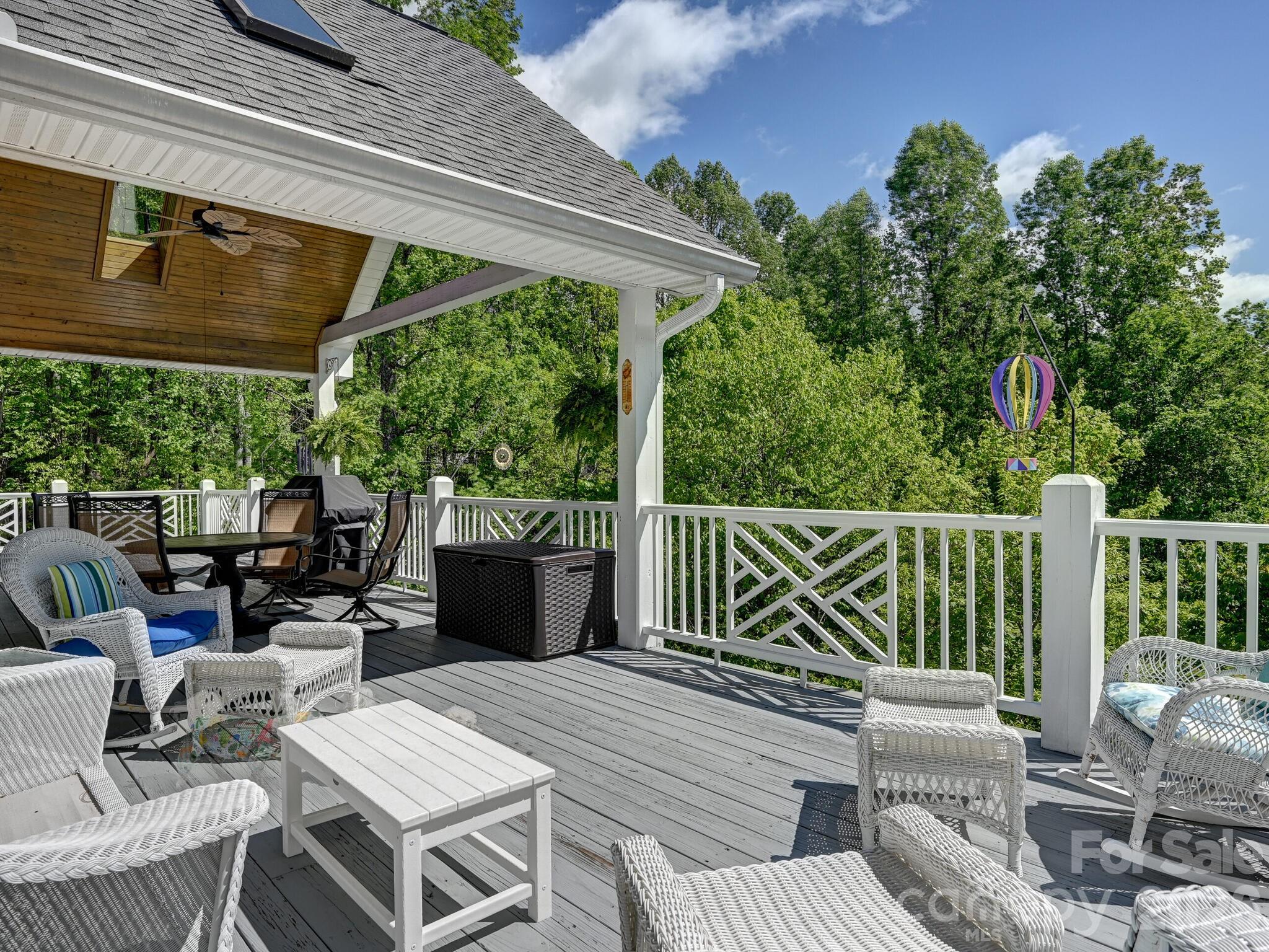 105 Spring Path Hendersonville NC 28739