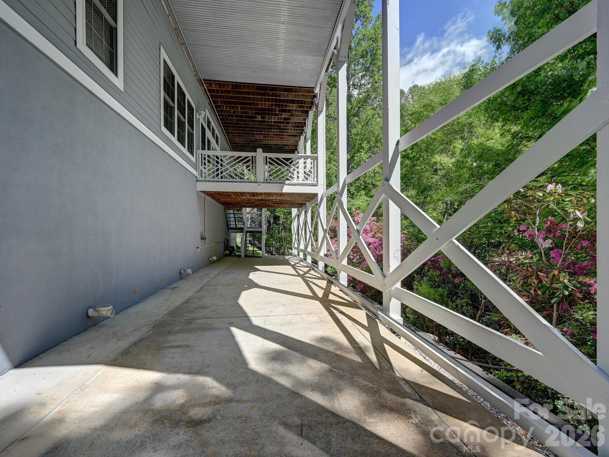 105 Spring Path Hendersonville NC 28739