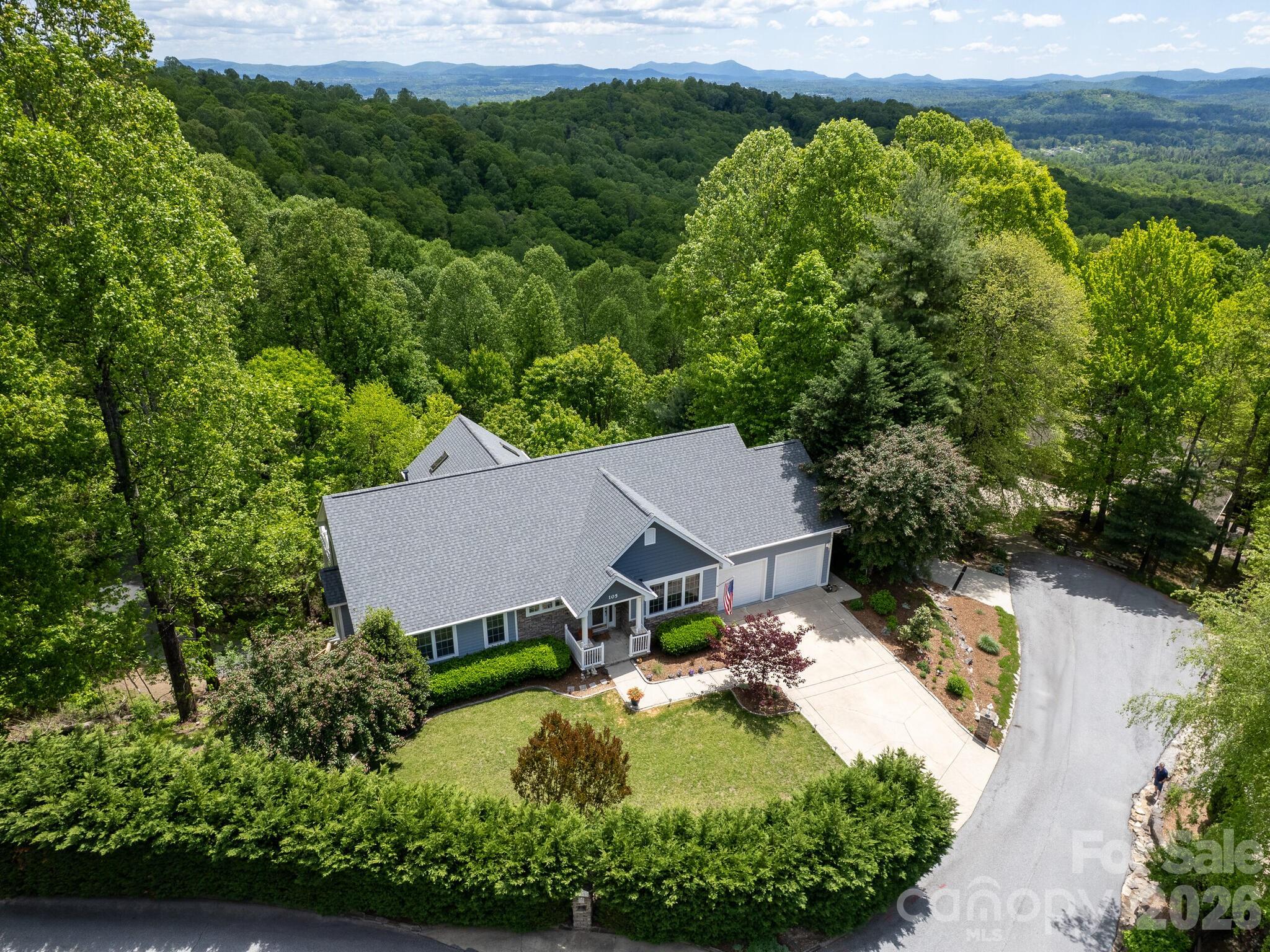 105 Spring Path Hendersonville NC 28739