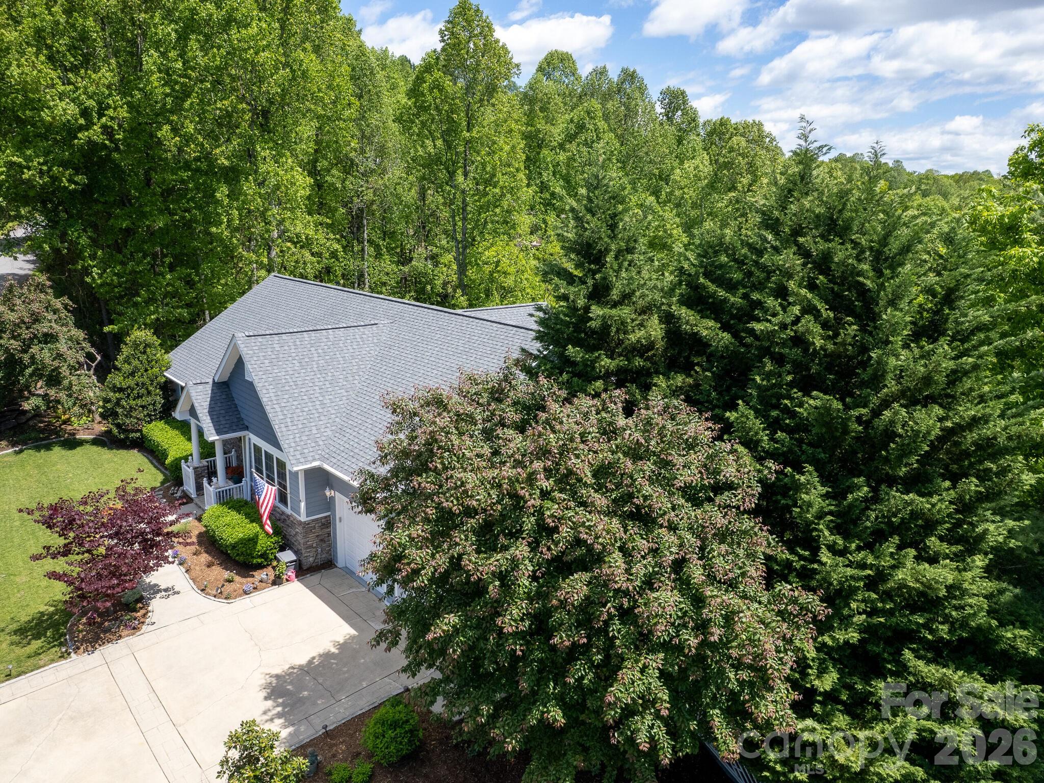 105 Spring Path Hendersonville NC 28739