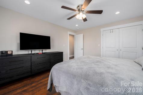 760 Jenkins Valley Road Alexander NC 28701
