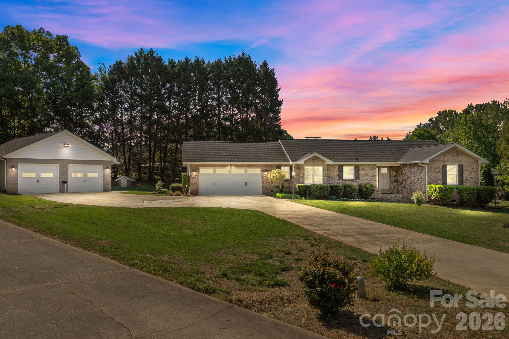 3030 Lydia Lane Newton NC 28658