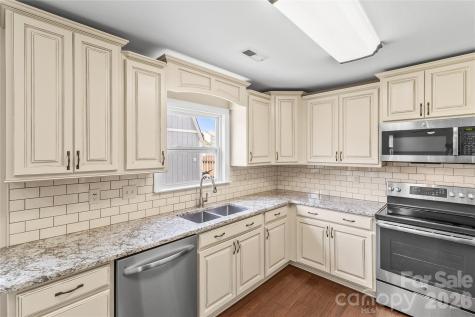 1507 Cold Creek Place Huntersville NC 28078