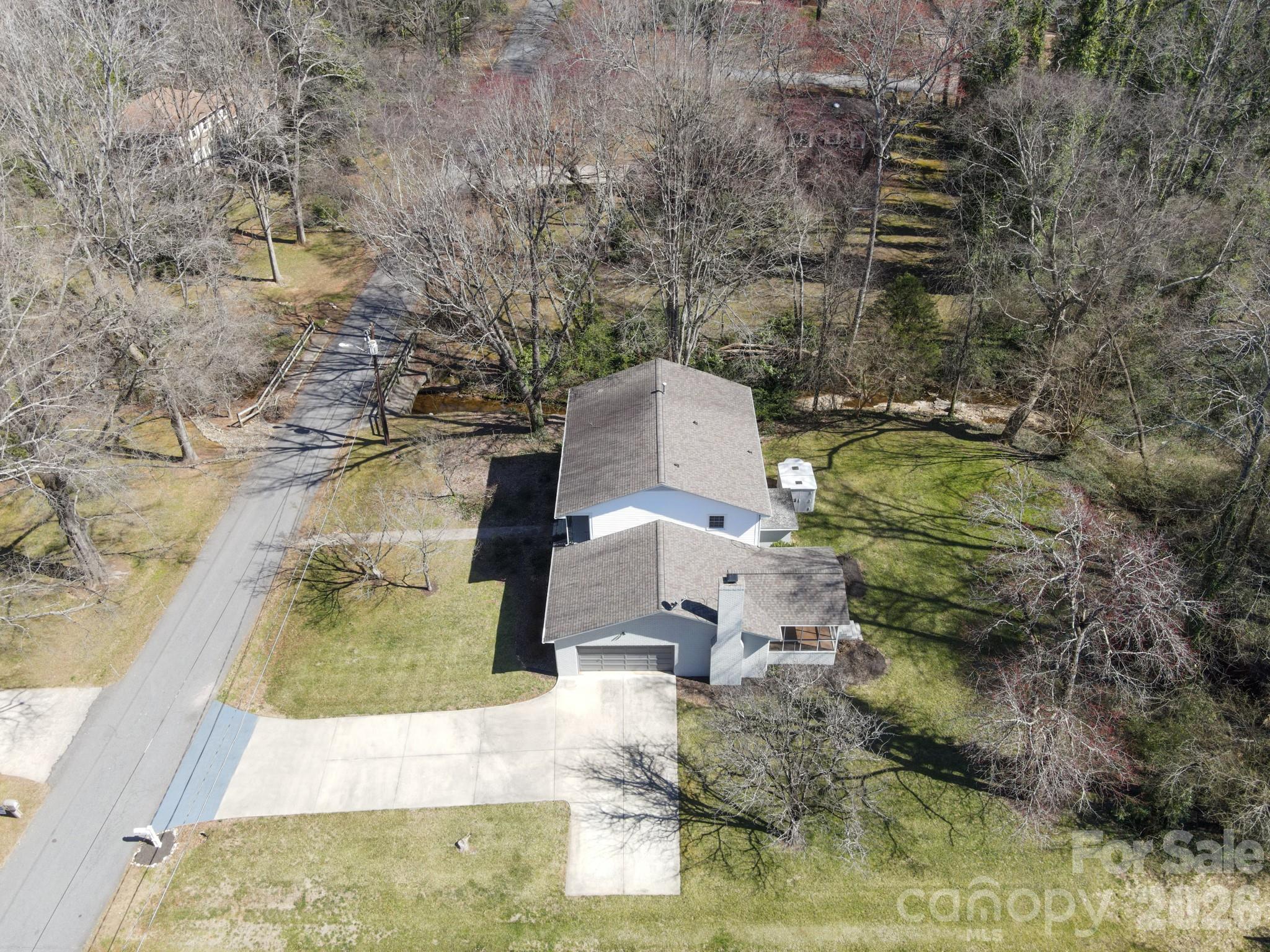 306 7th Street Place NE Conover NC 28613