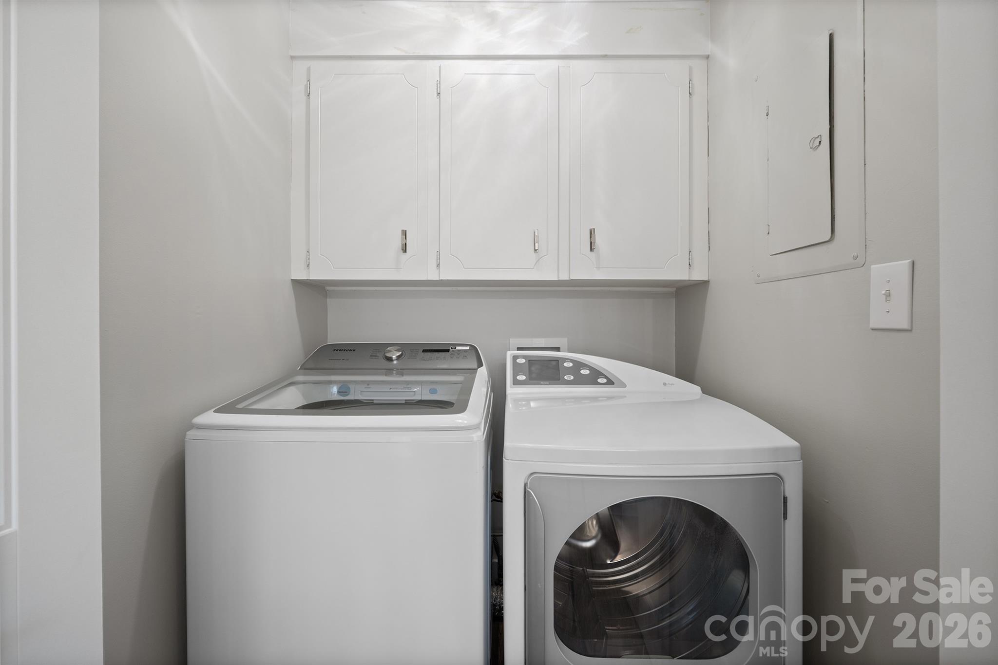 306 7th Street Place NE Conover NC 28613